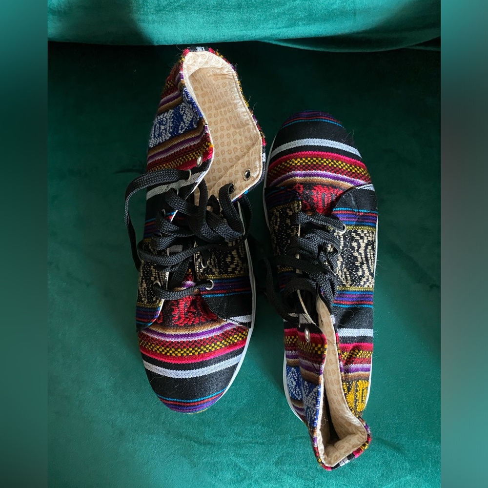 Inkkas Colorful Patterned High-Tops - Picture 2 of 5